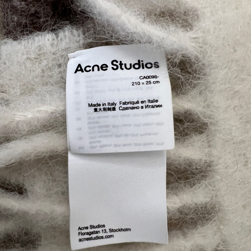 Acne Studios White & Beige Alpaca Striped Scarf - Picture 3 of 4